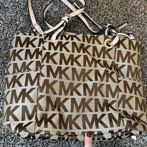 Michael Kors Brown Tote purse